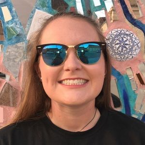 Meet your Posher, Bailey